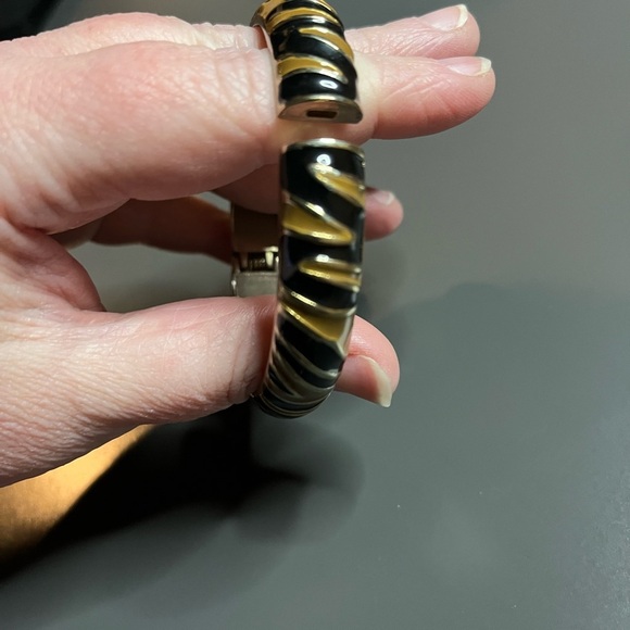 Bundle of Two Black & Golden Yellow Clamp Bracelets - Picture 5 of 6